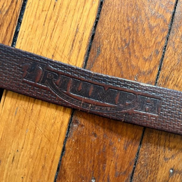 Vintage 1970s Triumph Motorcycles Men Brown Branded Leather Matching Buckle Belt - Picture 3 of 4